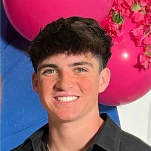 Meet your Posher, Trace